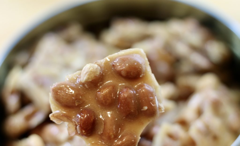 Easy Homemade Peanut Brittle