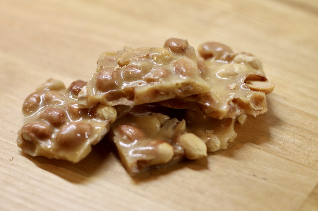 Easy Homemade Peanut Brittle